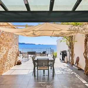  Villa Maison Sur L'eau-hyères-almanarre-parkings/clim/wifi